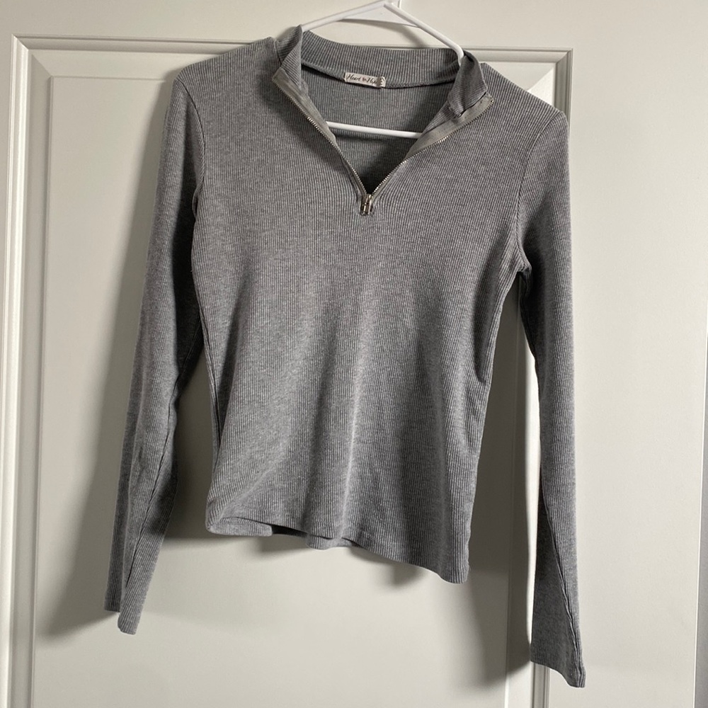 Grey, long sleeve, front zip up, heart and hips - brand